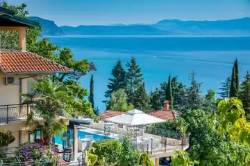 Luxury villa and hotel overlooking Lake Ohrid